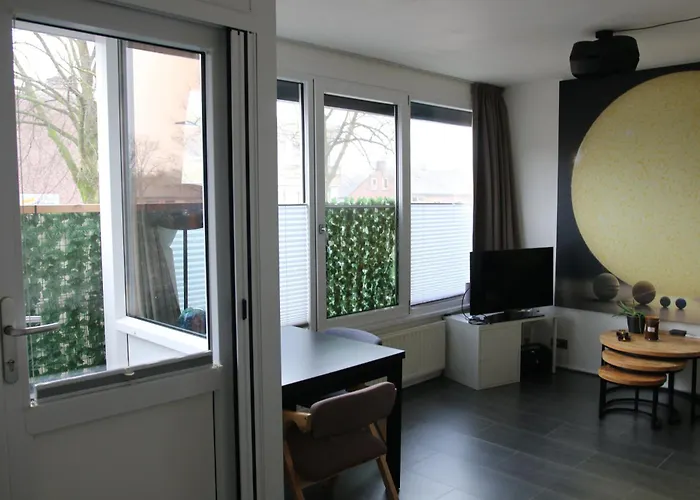 Business Solar Apartment *